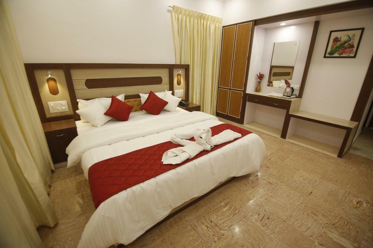 Kattappana Spice Mount Heritage Resort מראה חיצוני תמונה